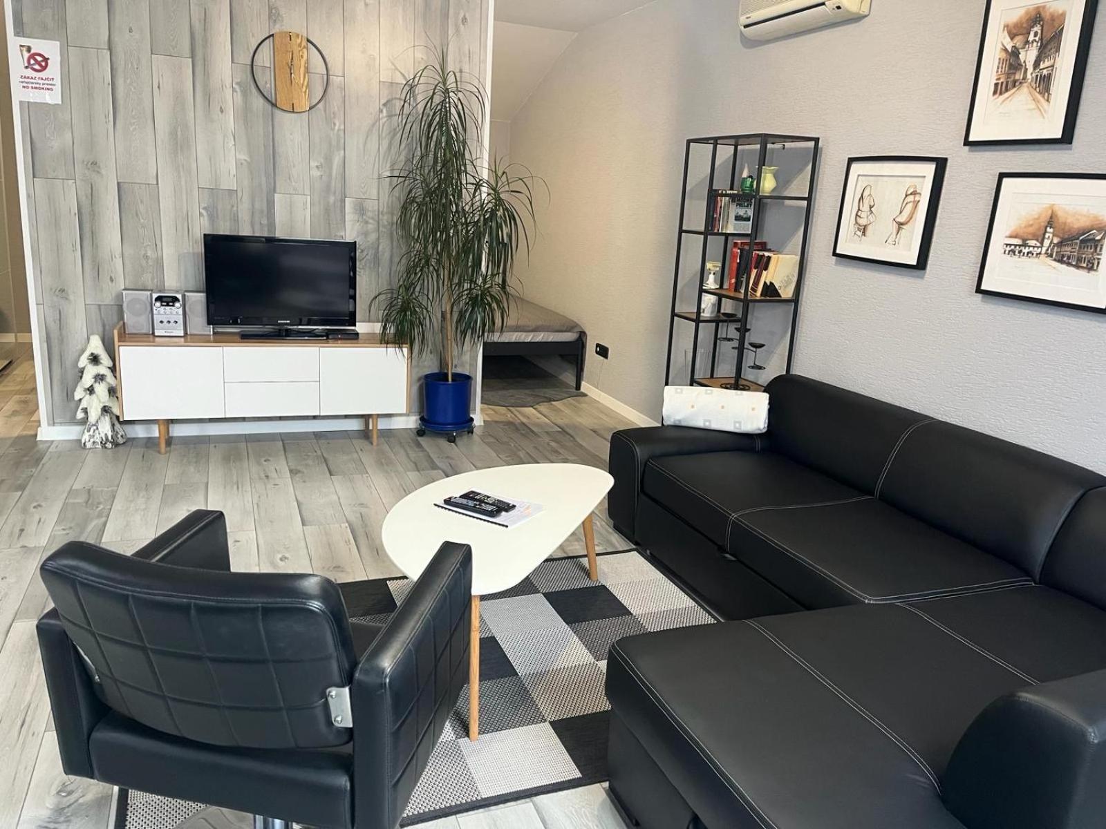 Apartments Renesance Бойниці Екстер'єр фото